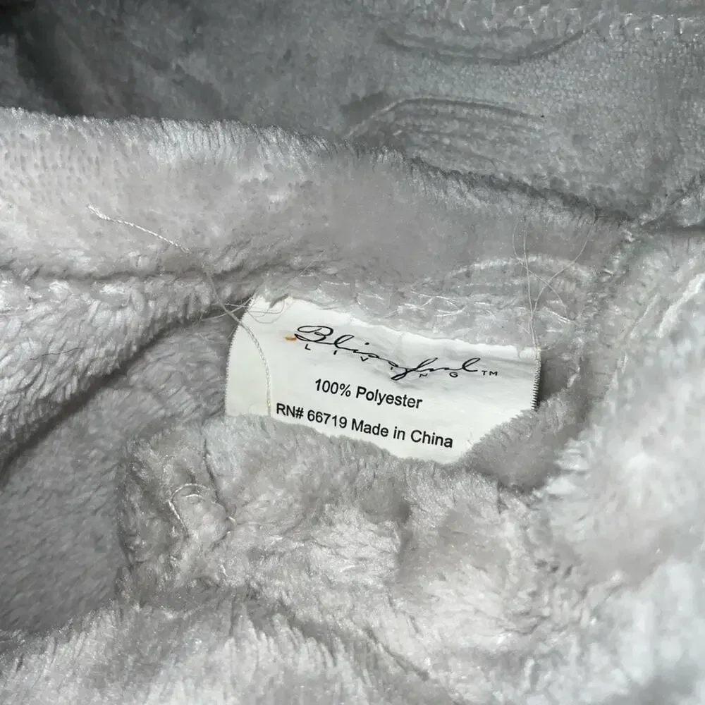 Blington Living White 97 X 50 Blanket